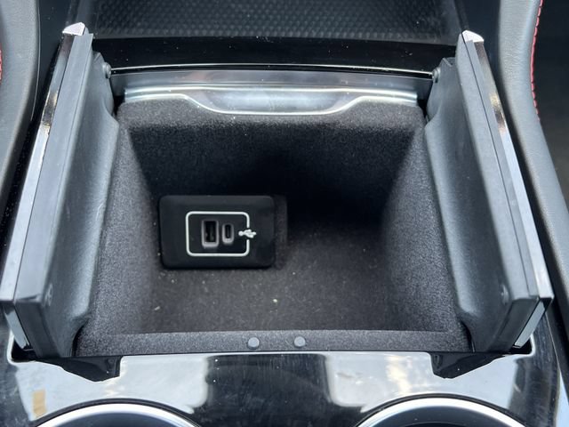 Used 2023 Maserati Grecale Modena AWD/4WD image 23
