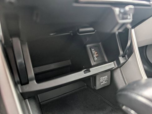 Used 2017 Honda Accord EX-L image 25