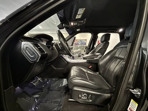 Used 2019 Land Rover Range Rover Sport HSE Dynamic AWD/4WD image 12