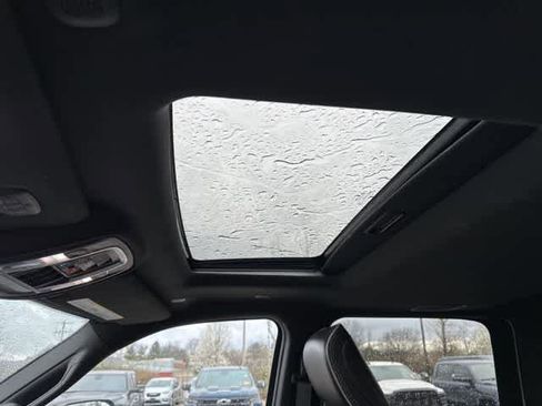 Used 2019 RAM 2500 Laramie w/ Night Edition image 6