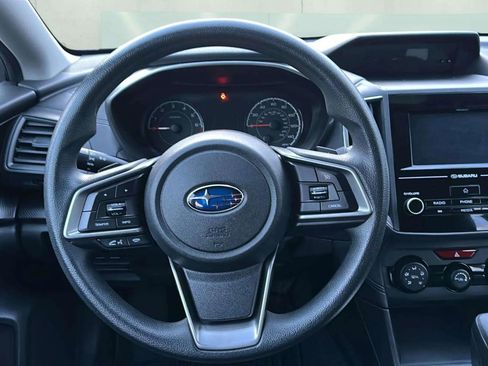 Used 2017 Subaru Impreza 2.0i Premium image 11