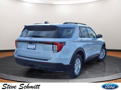 New 2026 Ford Explorer Active image 29