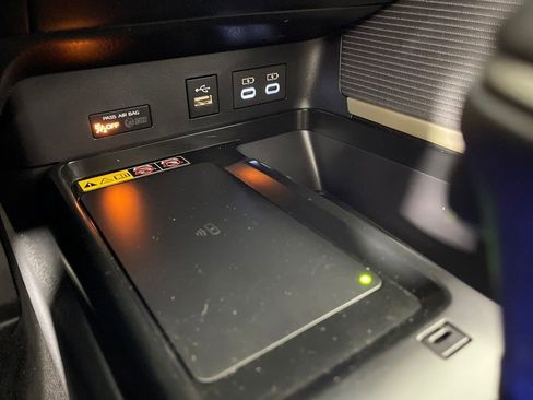 Certified 2025 Toyota Camry SE image 29