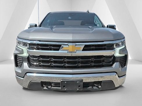 Used 2023 Chevrolet Silverado 1500 LT AWD/4WD image 2