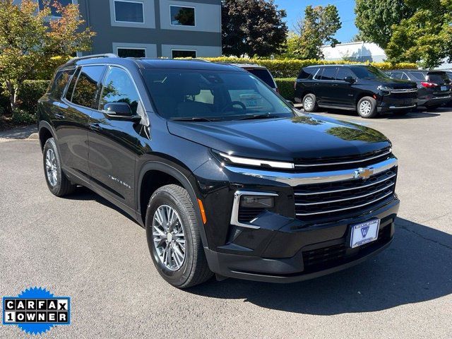 Used 2026 Chevrolet Traverse LT w/ Driver Confidence Package AWD/4WD image 1