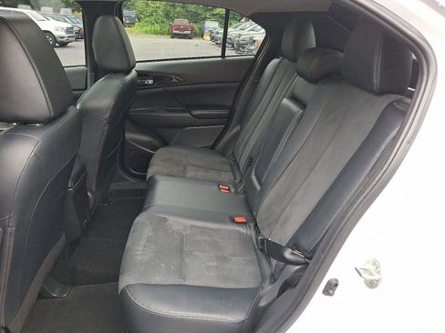 Used 2024 Mitsubishi Eclipse Cross SE image 11