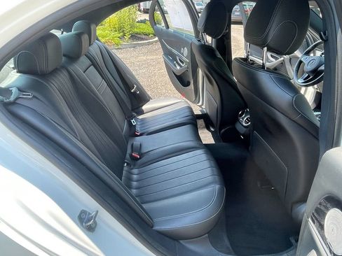 Used 2017 Mercedes-Benz E 300 4MATIC image 27