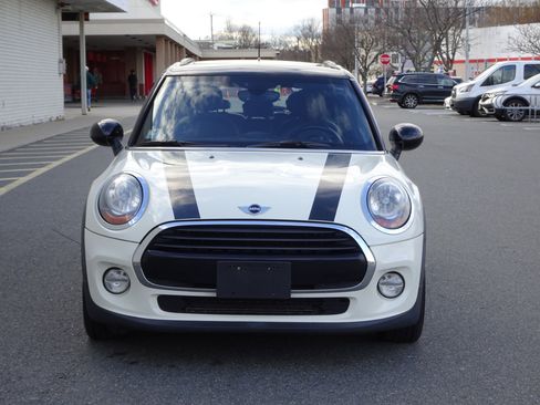 Used 2016 MINI Cooper 4-Door Hardtop image 2