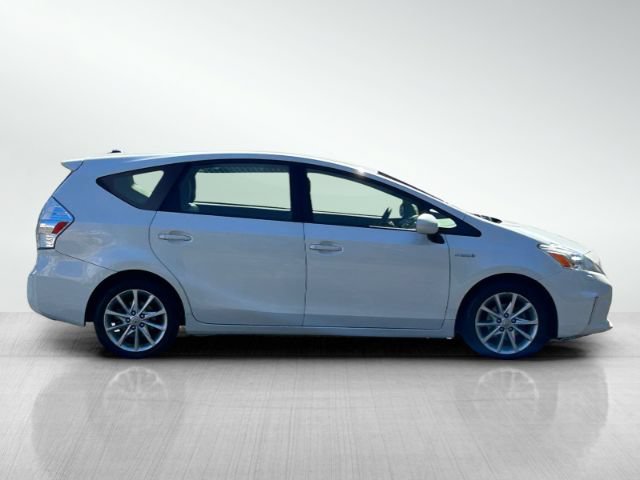 Used 2013 Toyota Prius V Five FWD image 3