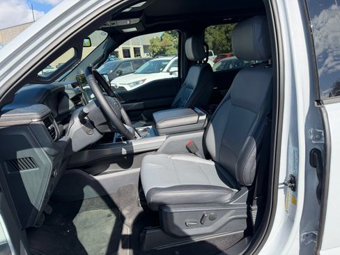 Used 2025 Ford F150 Lightning Lariat AWD/4WD image 10