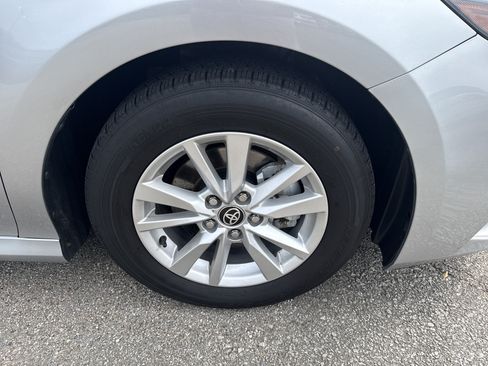 Used 2025 Toyota Camry LE FWD image 12