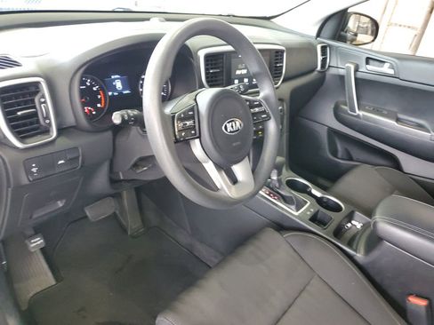 Used 2022 Kia Sportage LX FWD image 17