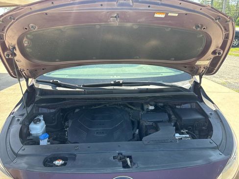Used 2020 Kia Sedona EX FWD image 22