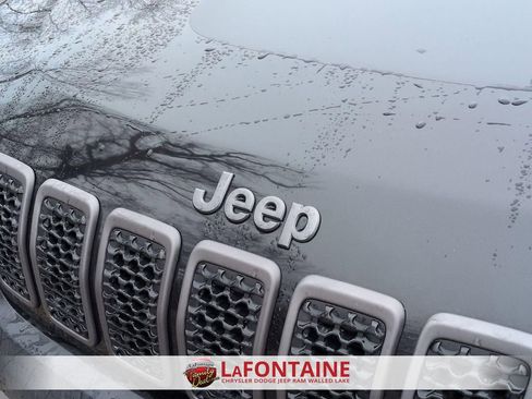 Certified 2020 Jeep Cherokee Trailhawk w/ Cold Weather Group image 9