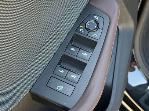 Used 2026 BMW 228i w/ Technology Package FWD image 17