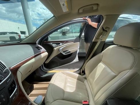 Used 2016 Buick Regal AWD image 4