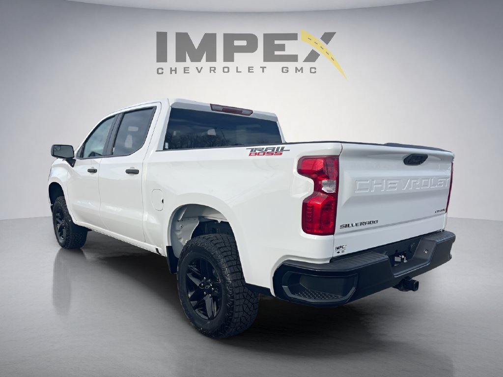 Used 2025 Chevrolet Silverado 1500 Custom Trail Boss AWD/4WD image 3