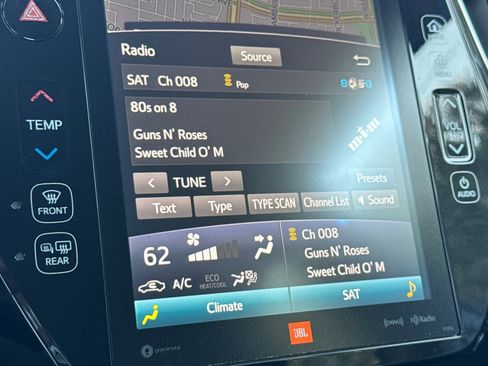 Used 2017 Toyota Prius Prime Advanced image 23