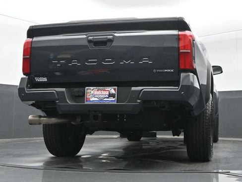 Used 2025 Toyota Tacoma TRD Off-Road w/ TRD Off Road Upgrade Package AWD/4WD image 25