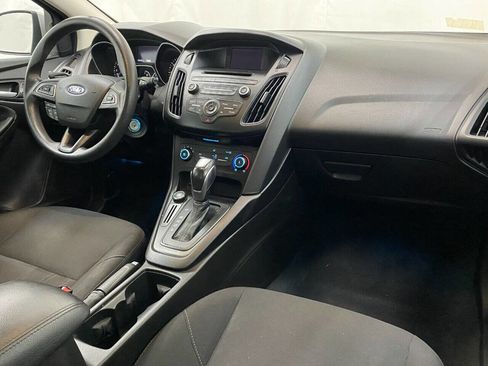 Used 2016 Ford Focus SE image 11