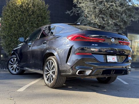 Used 2023 BMW X6 xDrive40i w/ M Sport Package image 19