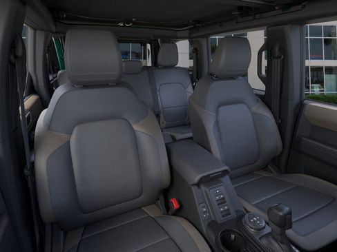 New 2025 Ford Bronco Big Bend image 10