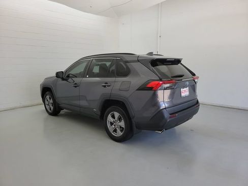 Used 2023 Toyota RAV4 XLE w/ Convenience Package AWD/4WD image 7