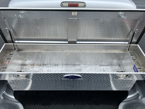 Used 2010 Ford F250 XLT RWD image 15