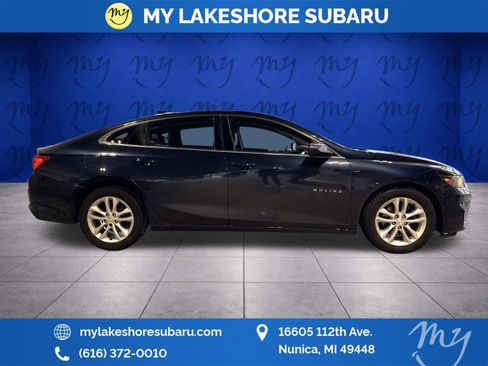 Used 2016 Chevrolet Malibu LT w/ Leather Package image 8