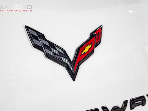 Used 2019 Chevrolet Corvette Stingray Coupe RWD image 57