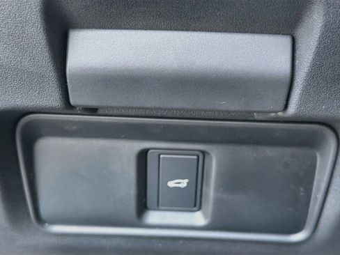 New 2026 Land Rover Range Rover Evoque Hoxton AWD/4WD image 35