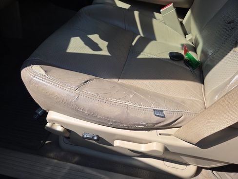 Used 2013 GMC Sierra 1500 SLE w/ Power Tech Package image 3