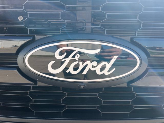 Used 2026 Ford F150 Lariat w/ Equipment Group 502A High AWD/4WD image 14
