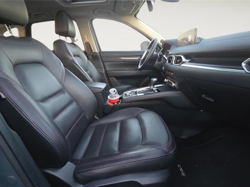 Used 2024 MAZDA CX-5 Carbon Edition image 11