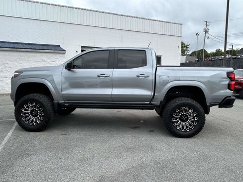 Used 2024 Chevrolet Colorado Z71 w/ Z71 Convenience Package 2 AWD/4WD image 6