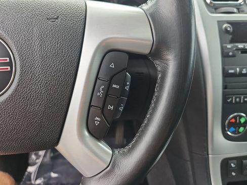 Used 2012 GMC Acadia SLT FWD image 25