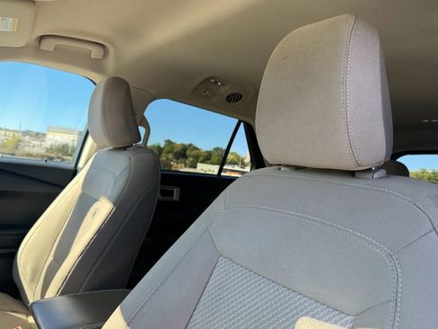 Used 2023 Ford Explorer 4WD image 10