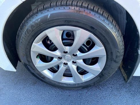 Certified 2025 Toyota Corolla LE image 8