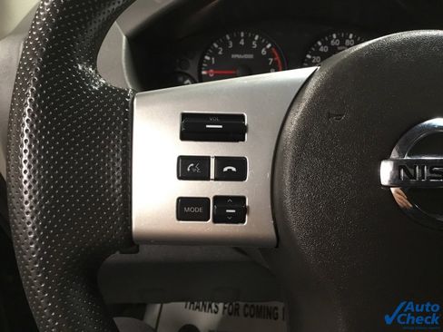 Used 2014 Nissan Xterra S image 49