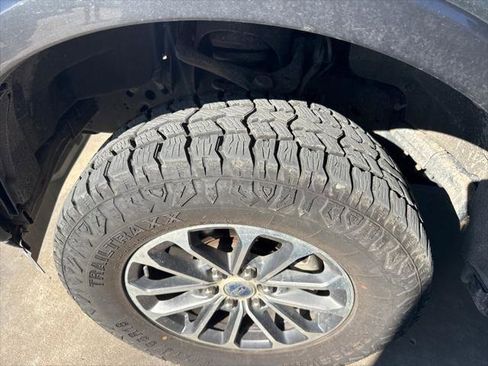 Used 2018 Ford F150 XLT w/ Equipment Group 302A Luxury image 5