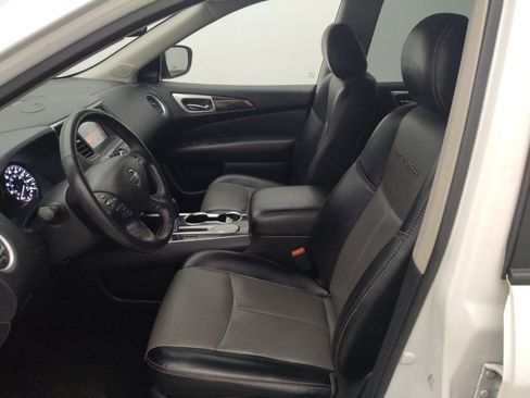 Used 2020 Nissan Pathfinder SL FWD image 17