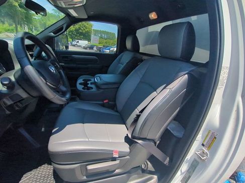 New 2024 RAM 3500 Tradesman image 20