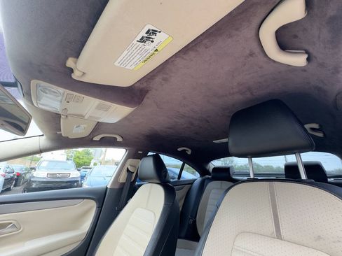 Used 2010 Volkswagen CC Sport FWD image 20
