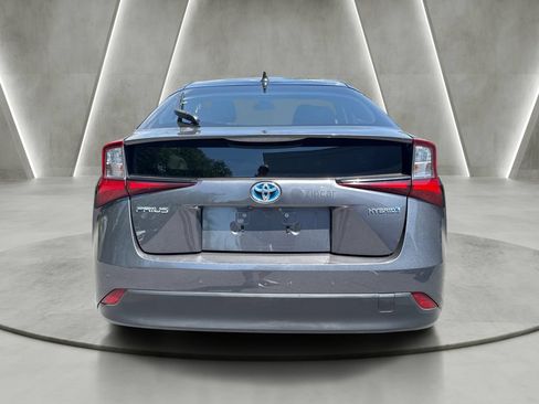 Used 2022 Toyota Prius LE FWD image 6