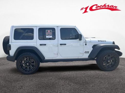 Used 2021 Jeep Wrangler Unlimited Sport AWD/4WD image 6