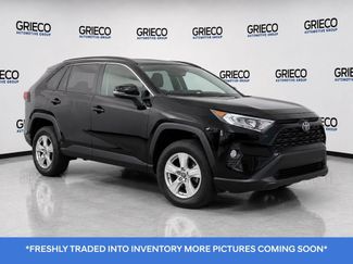 Used 2021 Toyota RAV4 XLE w/ Convenience Package AWD/4WD video 1