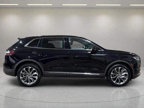 Certified 2022 Lincoln Nautilus Reserve w/ Class II Trailer Tow Package AWD/4WD image 2