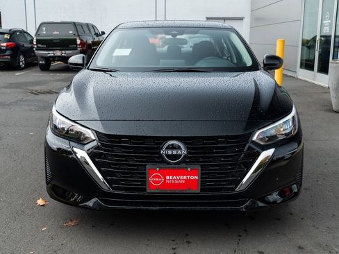 New 2025 Nissan Sentra SV w/ Trunk Package image 2