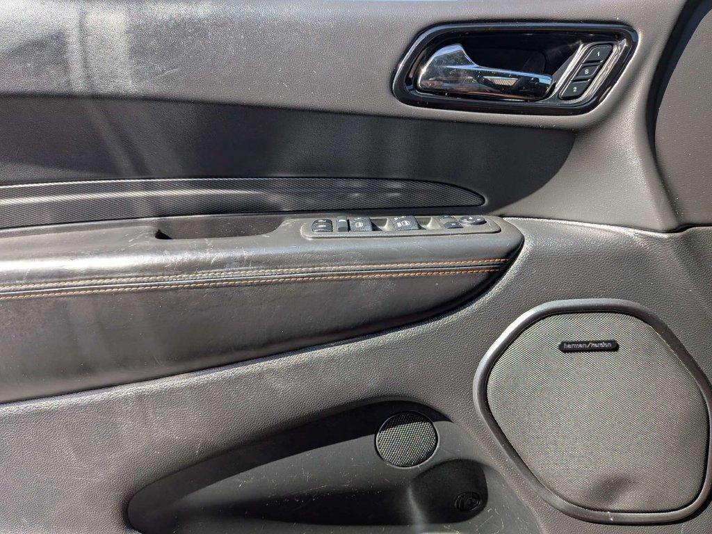 Used 2022 Dodge Durango R/T w/ Tow 'N Go Package AWD/4WD image 27
