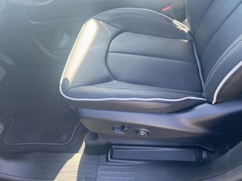 New 2026 Chrysler Pacifica Limited w/ S Appearance Package image 10